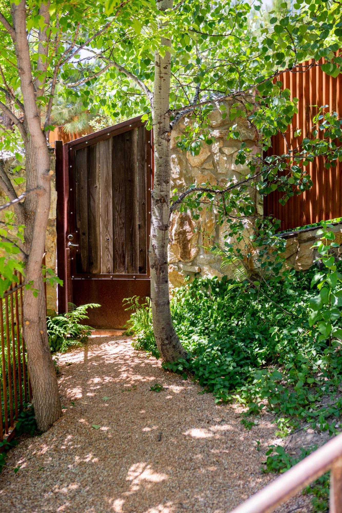 Mt. Lemmon Lodge Loma Linda 외부 사진